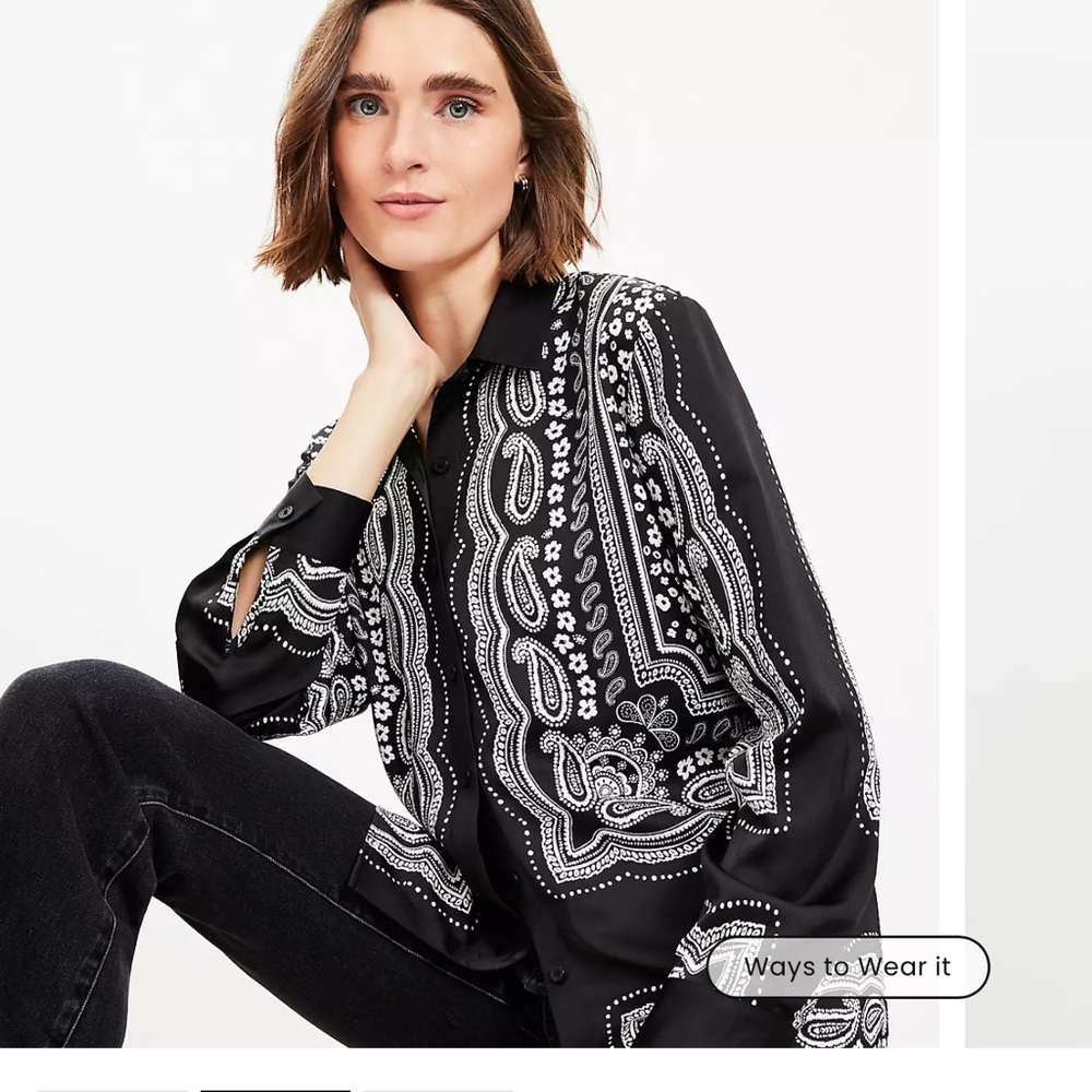 LOFT Black and White Graphic Long Sleeve Blouse